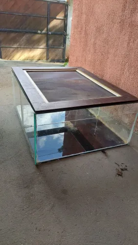 Terrário grande 90x70x35