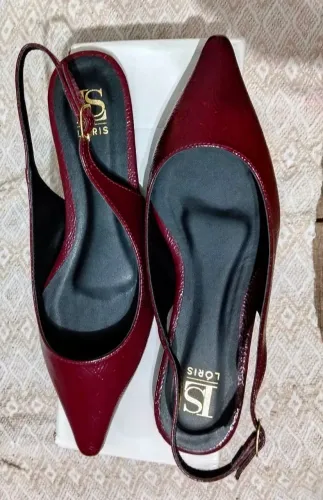 Sapatilha slingback de bico fino