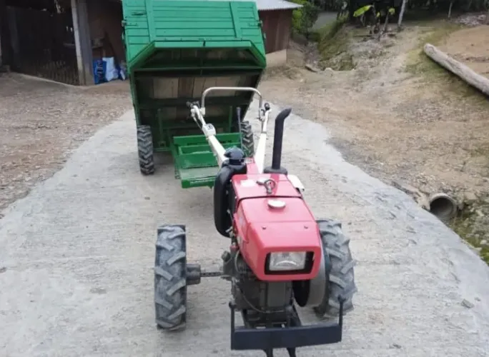 Micro trator Yanmar tc 14 ano 2010