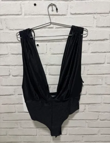 Body com Decote em V Lança Perfume