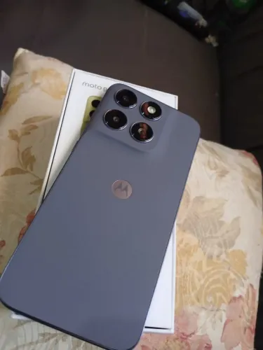 Vendo ou troco moto G67 impecável