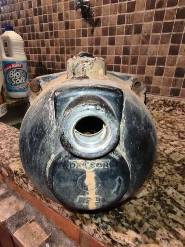 Vendo Bomba d'água auto aspirante Dancor 3/4hp