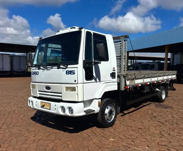 Ford Cargo 815 4x2