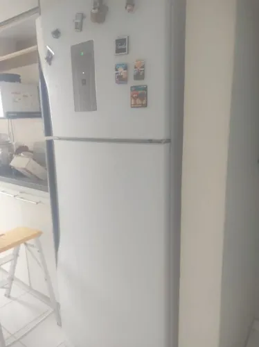 ? VENDO MÓVEIS E ELETRODOMÉSTICOS - ÓTIMO ESTADO! ? Geladeira ? Armário de cozinha ? Fog