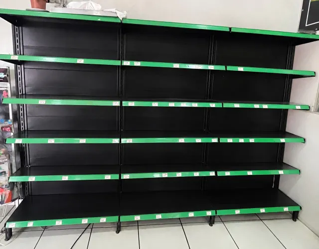 Gôndola comercial