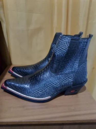 Bota country masculino