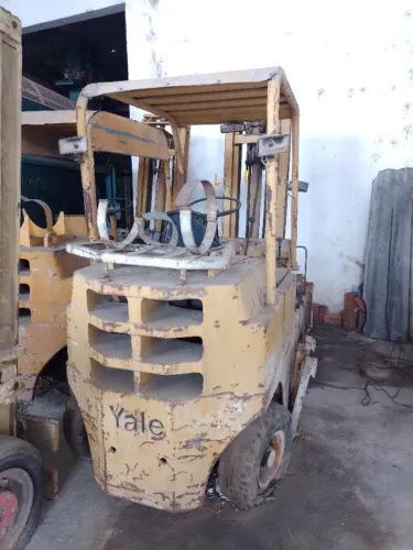 003 - 1 Empilhadeira a Gas