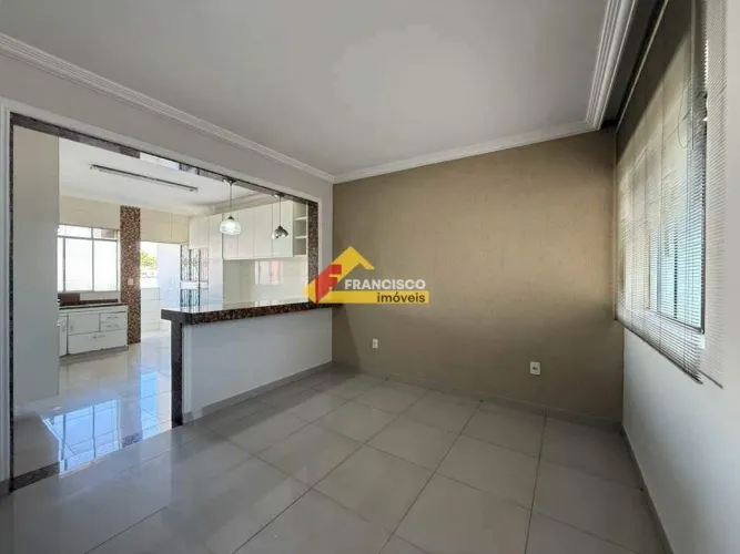 Apartamento para aluguel, 3 quartos, 1 suíte, 1 vaga, Ipiranga - Divinópolis/MG