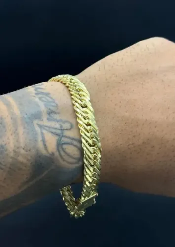 Pulseira de moeda antiga