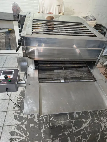 Forno esteira semi novo pizzaria