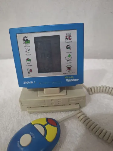 Brinquedo anos 90 2000 computador desktop vintage first PC tetris antigo