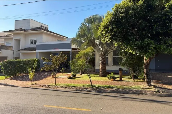 Casa à venda com 4 quartos sendo 3 suítes no cond. Residencial Villa Lobos em Paulínia, SP