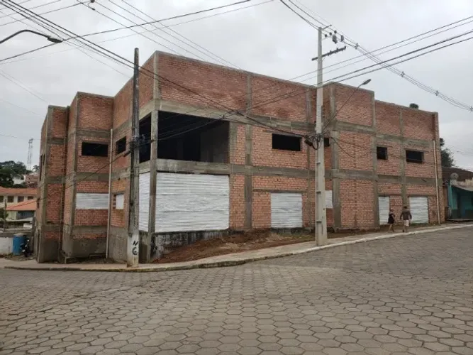 Imóvel comercial com localização estratégica em Jaguariaíva!