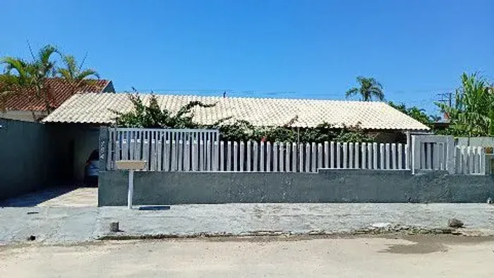 Vendo casa matinhos