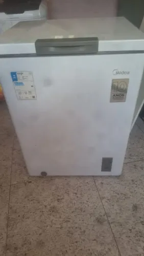 Vendo freezer Midea 127w 145lt