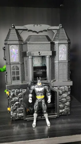 CASTELO + BATMAN 