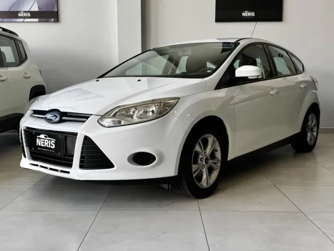 Ford Focus 1.6 S/1.6 SE Flex 16V 5P AUT 2015