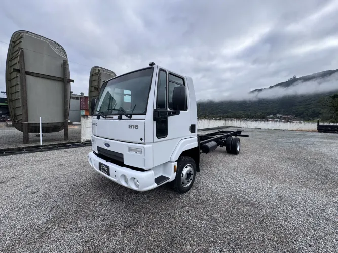 Ford CARGO 816 FORD 2013/2013 RM Veículos
