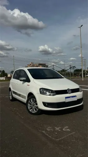 Volkswagen Fox Rock IN RIO 1.6 MI Total Flex 8V 5P 2014