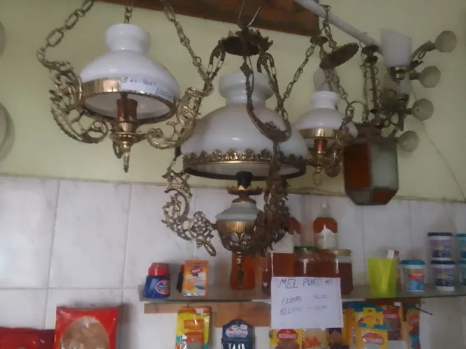 3 lustres em bronze maciço ingles