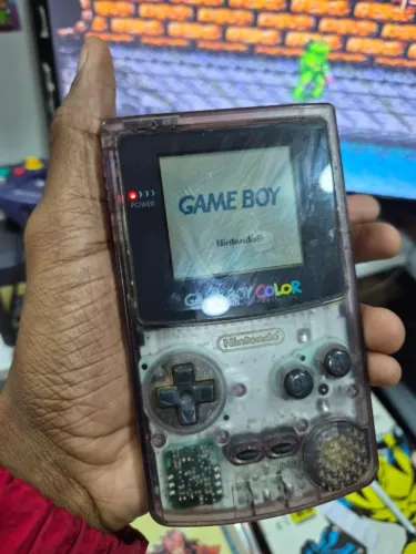 Nintendo Game Boy Color - O SOM FUNCIONA APENAS NO FONE