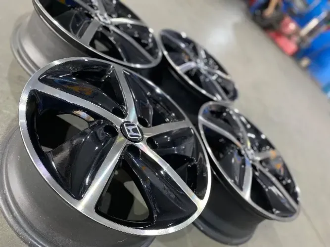 Rodas aro 17 furação 5X114