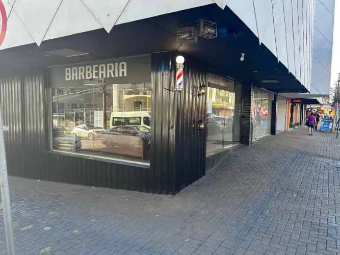 Vendo Barbearia Excepcional Localização