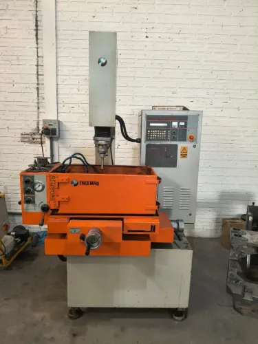 Eletroerosão Engemaq Agie Charmilles EDM 200 NC