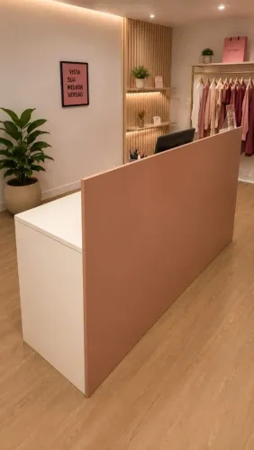 Balcão atendimento/caixa planejado em ótimo estado