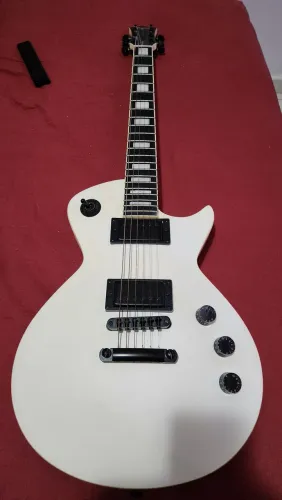 Guitarra tagima