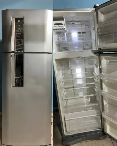 Geladeira Eletrolux 459L