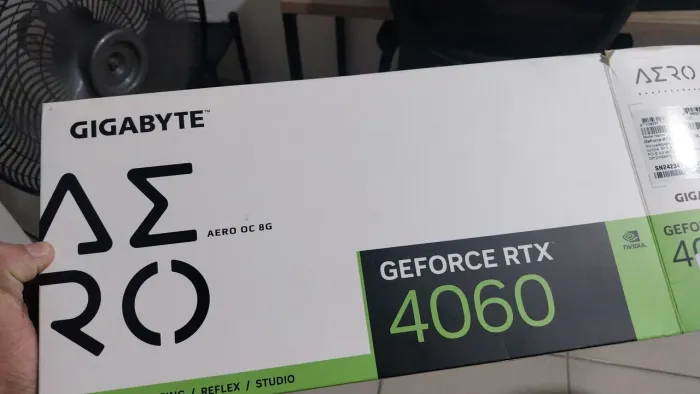 GeForce RTX 4060 AERO
