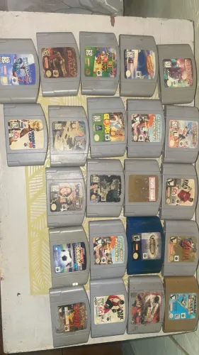 Coleção de 22 Cartuchos Originais Nintendo 64 - Em Bom Estado