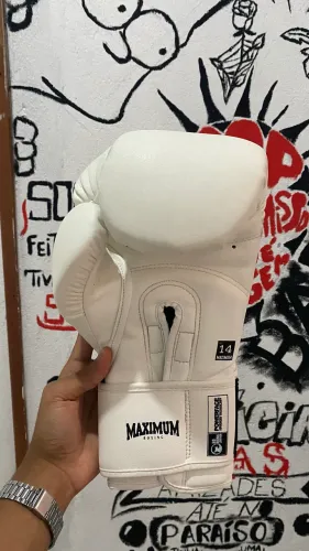 Luva de Boxe Maximum Boxing Branca 14oz - Excelente Estado
