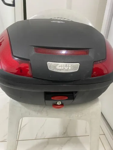Baú Givi 45 Litros Usado!