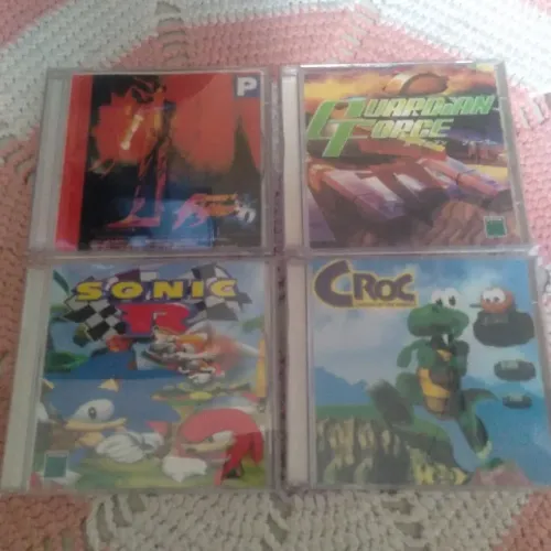 Lote  com 4 jogos de sega saturn prensado 