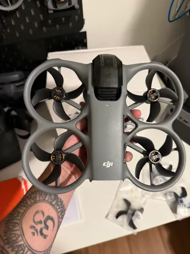 DJI Avata 360 Fly More Combo + RC 2 - Pouquíssimos ciclos