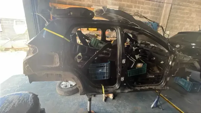 Retalho Lateral Traseira Dir. Renault Kwid 2018-2022 *96