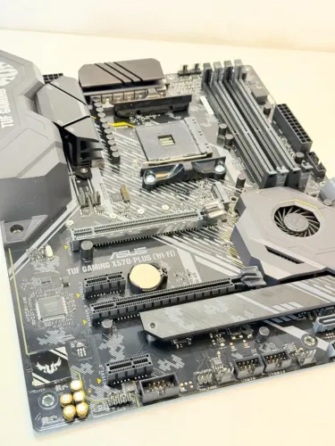 Placa Mãe ASUS TUF Gaming X570-Plus Wi-Fi, AMD AM4, ATX, DDR4, NVME, UR0326