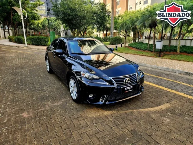 Lexus IS-250 2.5 24V 208cv Aut. 2015