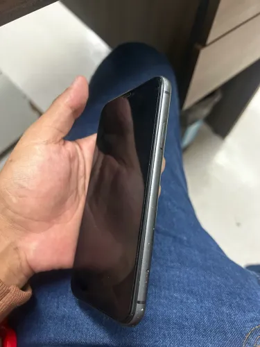 iPhone 11 em perfeito estado