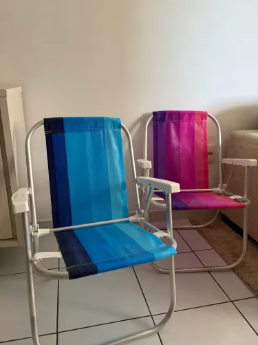 DUAS CADEIRAS DE PRAIA