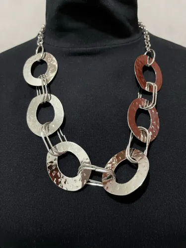 Colar Novo Argola Prateada Bijuteria Moda Feminina Acessórios