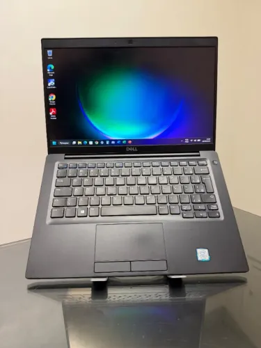 Notebook Dell Latitude i5 - 8º - Ram 8 GB DDR4 - SSD 256 GB Armazenamento- 14p