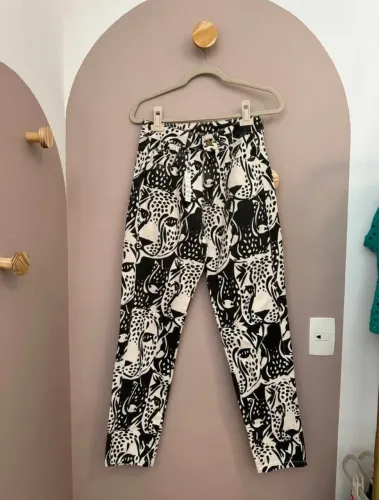 Calça animal print farm 