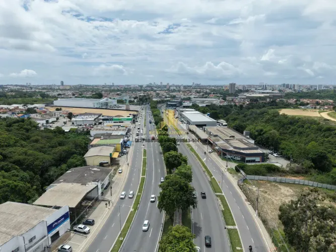 Galpão/Loja na Durval de Góes Monteiro. 345m²