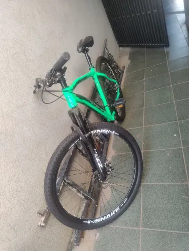 Bicicleta giaco aro 29 com freio de disco