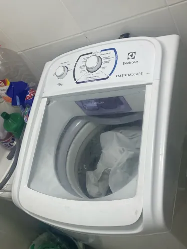 Vendo essa máquina de lavar 15 quilos 