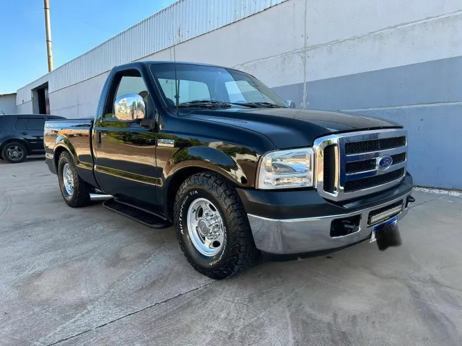 Ford F-250 XLT 4.2 TB Diesel 2001