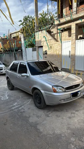 Ford Fiesta GL 1.0 5P 2000